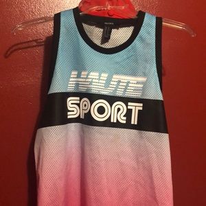 SUPER CUTE GYM SHIRT!!